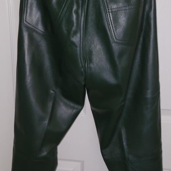 Leather and shearling jacket and leather pants - Picture 3 of 3